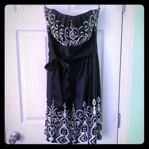 White House Black Market strapless dress